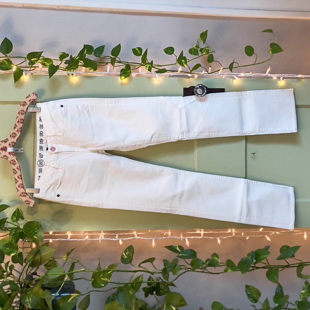 Women's Earnest Sewn Decca white straight leg 26